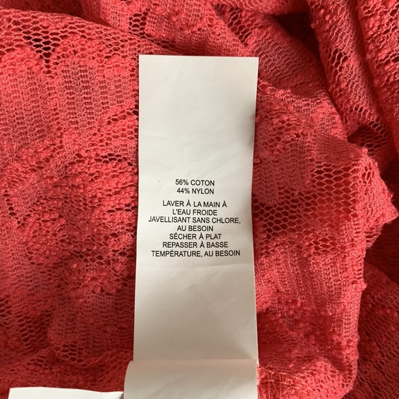 3/$15! Joe Fresh Women’s 3/4 length sleeves top. Size M - Picture 6 of 6